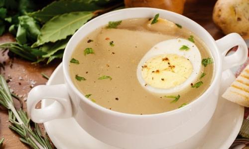 Domaća pileća supa: recepti i mogućnosti kuhanja