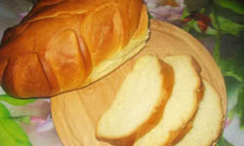 Bröd stekt i en mjölk-äggblandning (krutonger)