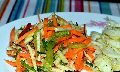 Kamieninių salierų salotos: skanių ir sveikų patiekalų receptai