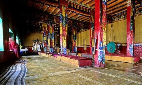 Buddhistiskt altare och dess struktur